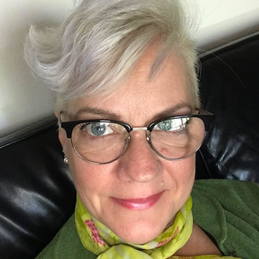 Meet your Posher, Michele